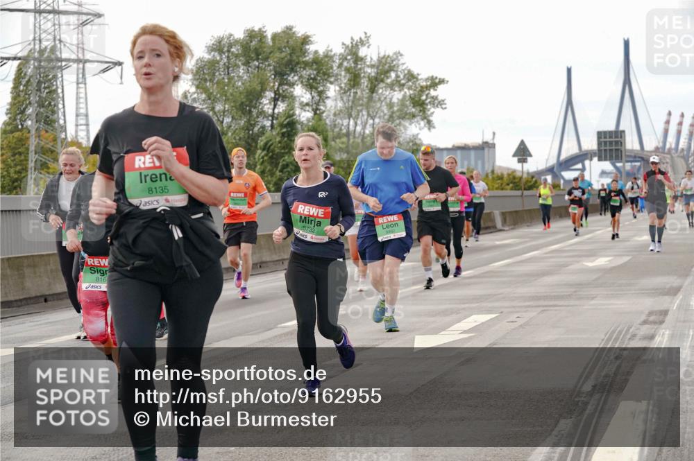 03.10.2025 - Köhlbrandbrückenlauf Michael Burmester http://msf.ph/oto/9162955 03.10.2025 16:08:36 Position 3 816, 8135, 8732, 9462 meine-sportfotos.de