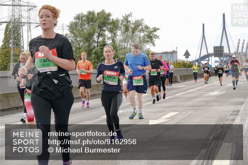 03.10.2025 - Köhlbrandbrückenlauf Michael Burmester http://msf.ph/oto/9162956 03.10.2025 16:08:36 Position 3 8135, 8732 meine-sportfotos.de