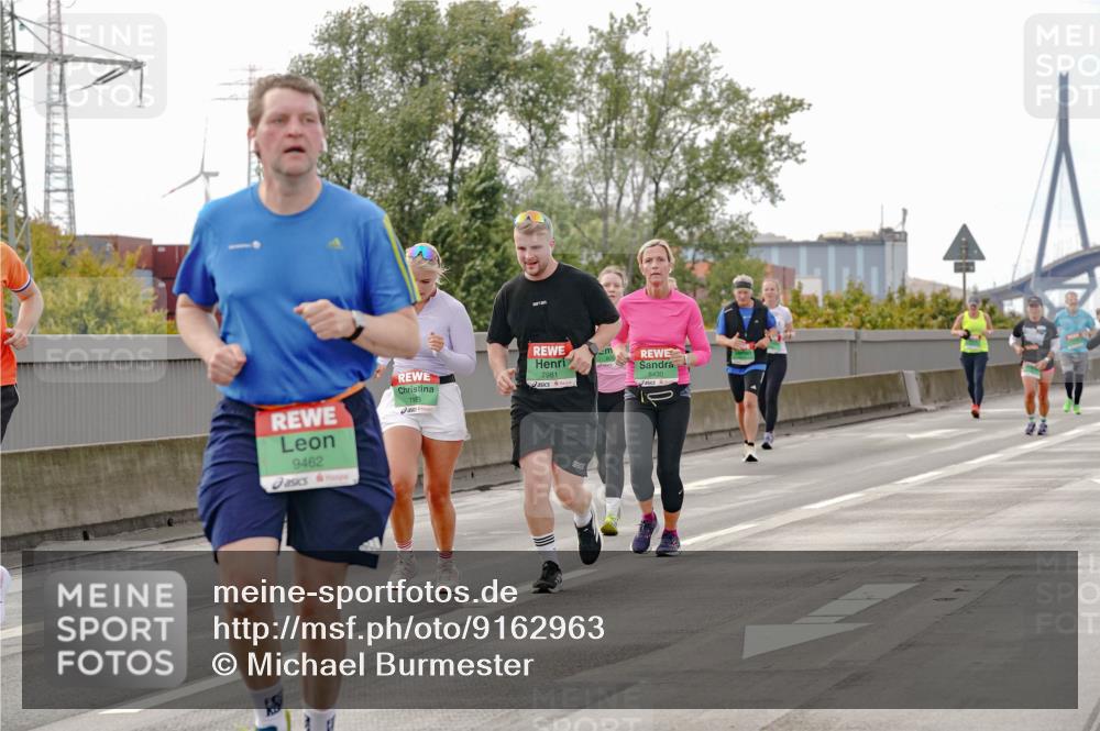 03.10.2025 - Köhlbrandbrückenlauf Michael Burmester http://msf.ph/oto/9162963 03.10.2025 16:08:39 Position 3 9462, 7980, 7981, 8430 meine-sportfotos.de