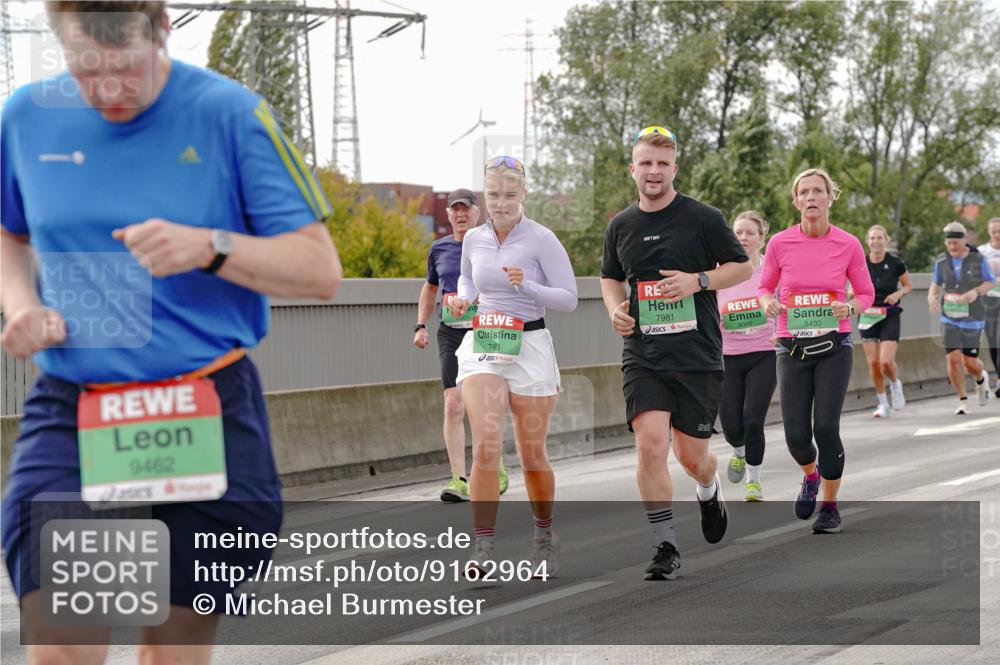 03.10.2025 - Köhlbrandbrückenlauf Michael Burmester http://msf.ph/oto/9162964 03.10.2025 16:08:40 Position 3 9462, 798, 7981, 8430 meine-sportfotos.de