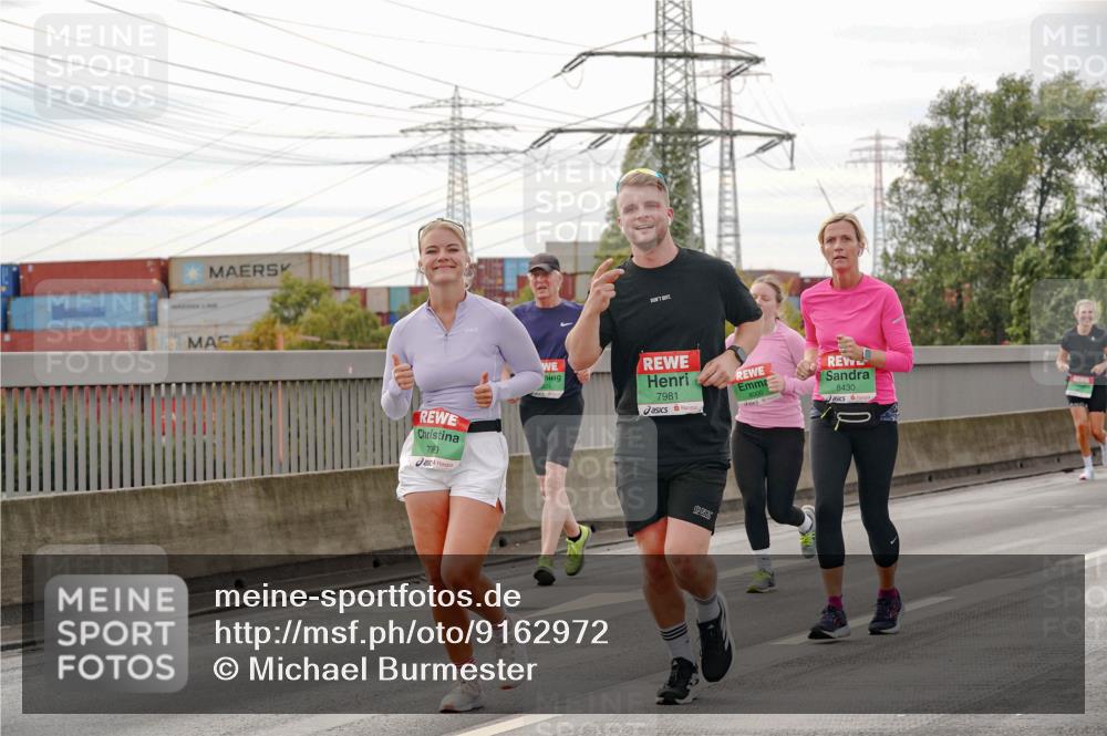 03.10.2025 - Köhlbrandbrückenlauf Michael Burmester http://msf.ph/oto/9162972 03.10.2025 16:08:42 Position 3 798, 7981, 8430 meine-sportfotos.de