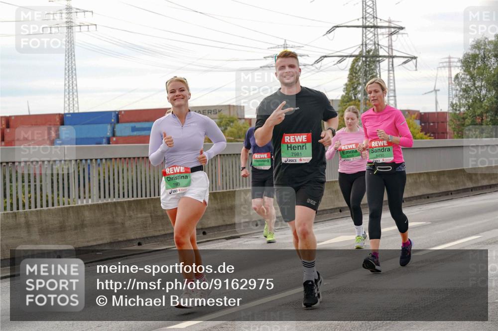03.10.2025 - Köhlbrandbrückenlauf Michael Burmester http://msf.ph/oto/9162975 03.10.2025 16:08:43 Position 3 7981, 8430 meine-sportfotos.de