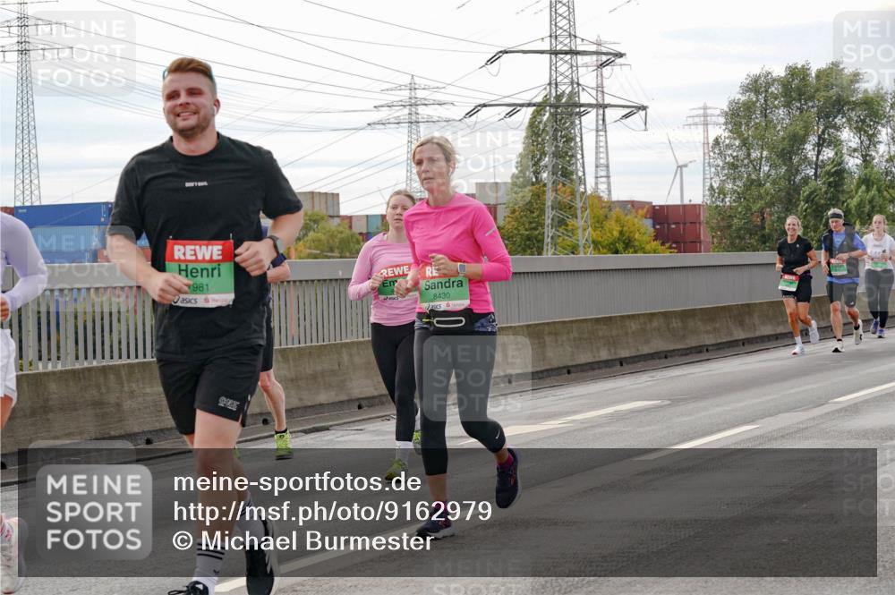 03.10.2025 - Köhlbrandbrückenlauf Michael Burmester http://msf.ph/oto/9162979 03.10.2025 16:08:44 Position 3 981, 8430 meine-sportfotos.de