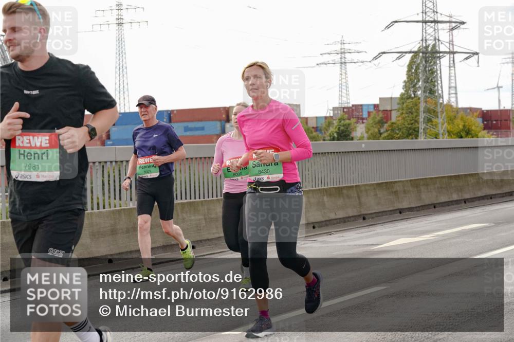 03.10.2025 - Köhlbrandbrückenlauf Michael Burmester http://msf.ph/oto/9162986 03.10.2025 16:08:45 Position 3 7981, 8001, 8000, 8430 meine-sportfotos.de
