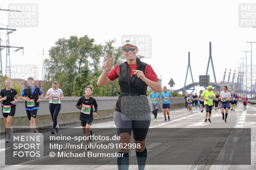 03.10.2025 - Köhlbrandbrückenlauf Michael Burmester http://msf.ph/oto/9162998 03.10.2025 16:08:48 Position 3  meine-sportfotos.de