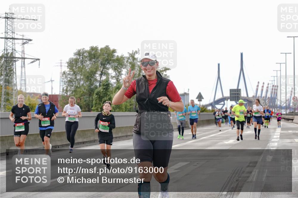 03.10.2025 - Köhlbrandbrückenlauf Michael Burmester http://msf.ph/oto/9163000 03.10.2025 16:08:48 Position 3  meine-sportfotos.de