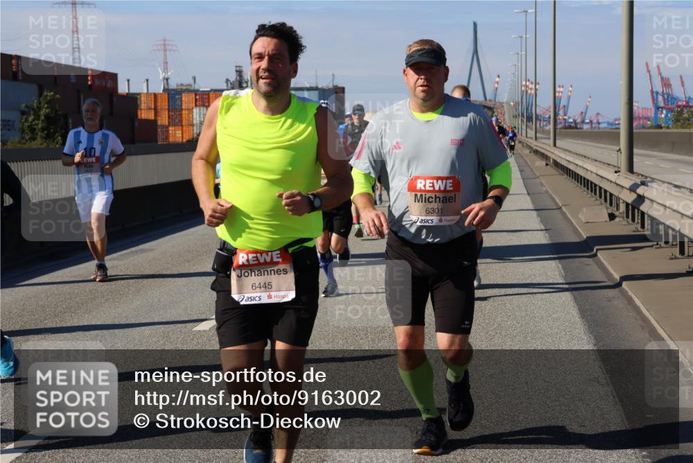 03.10.2025 - Köhlbrandbrückenlauf Strokosch-Dieckow http://msf.ph/oto/9163002 03.10.2025 13:00:03 Position 3 10, 6445, 6301 meine-sportfotos.de