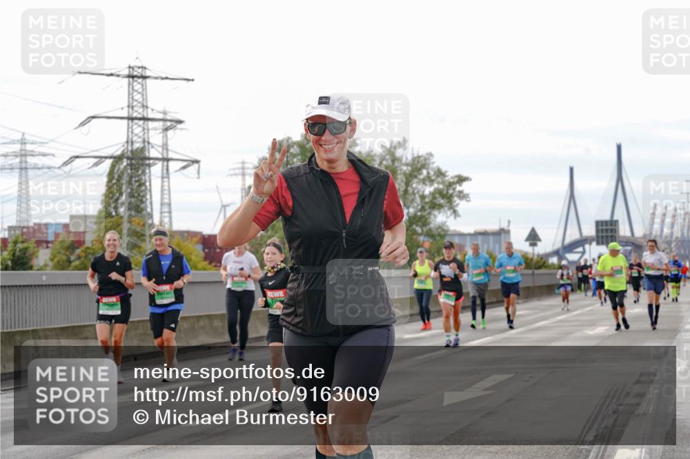 03.10.2025 - Köhlbrandbrückenlauf Michael Burmester http://msf.ph/oto/9163009 03.10.2025 16:08:49 Position 3  meine-sportfotos.de