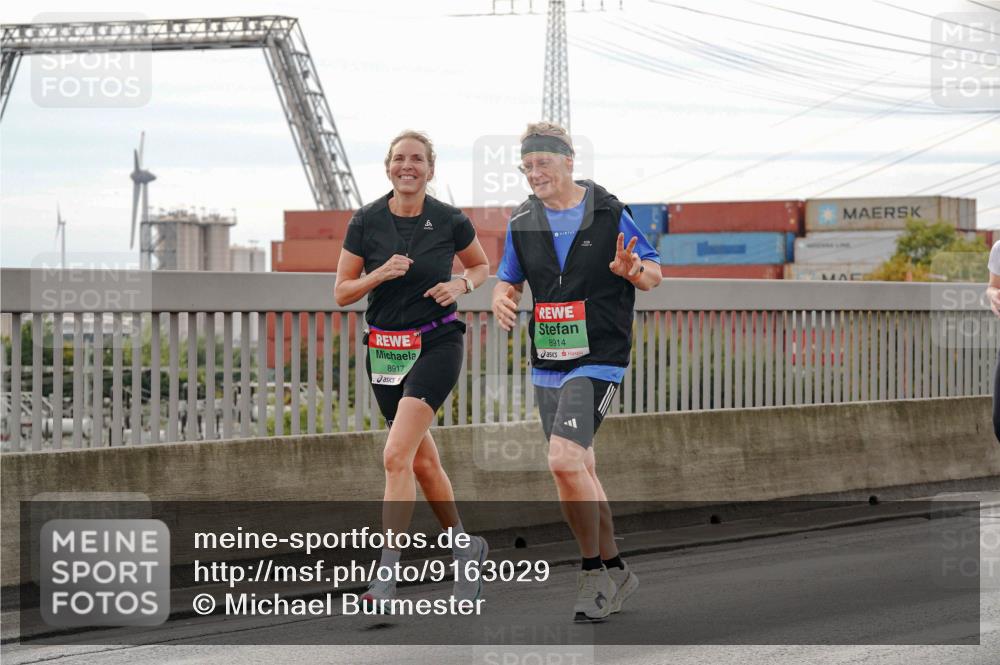 03.10.2025 - Köhlbrandbrückenlauf Michael Burmester http://msf.ph/oto/9163029 03.10.2025 16:08:53 Position 3 8917, 8914 meine-sportfotos.de