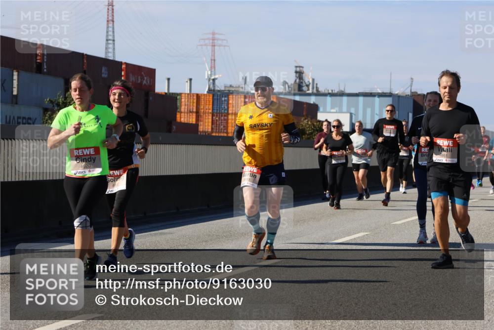 03.10.2025 - Köhlbrandbrückenlauf Strokosch-Dieckow http://msf.ph/oto/9163030 03.10.2025 13:00:19 Position 3 4620, 46, 9, 1861 meine-sportfotos.de