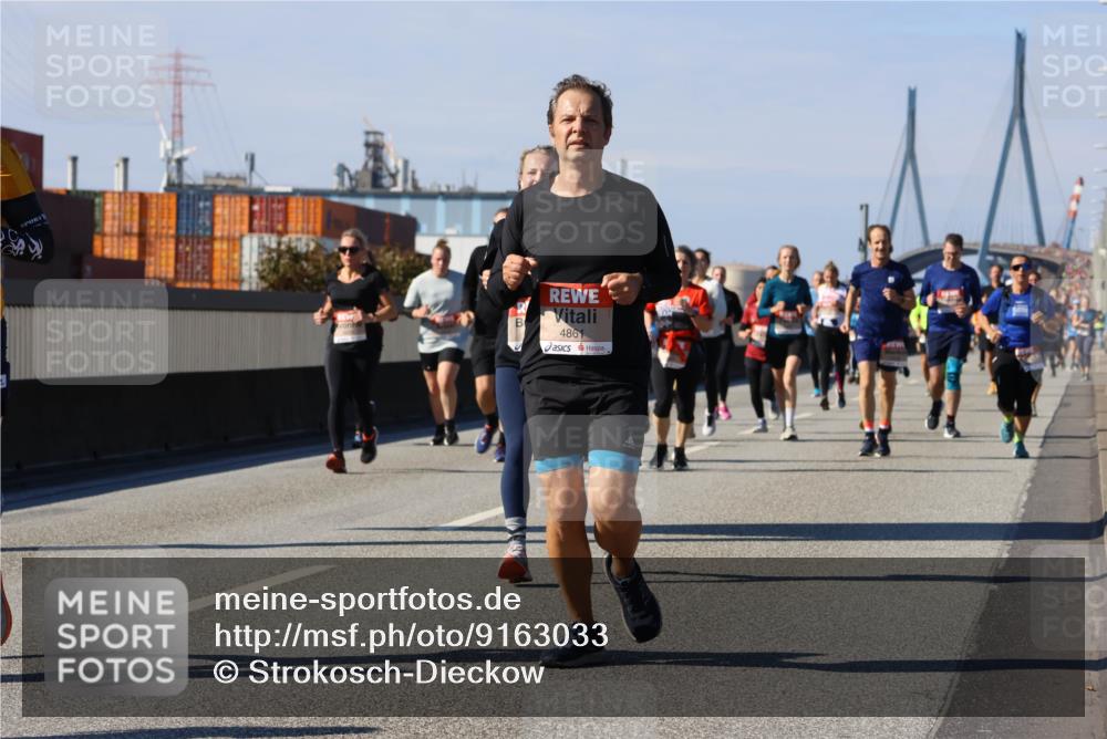 03.10.2025 - Köhlbrandbrückenlauf Strokosch-Dieckow http://msf.ph/oto/9163033 03.10.2025 13:00:20 Position 3 4861 meine-sportfotos.de