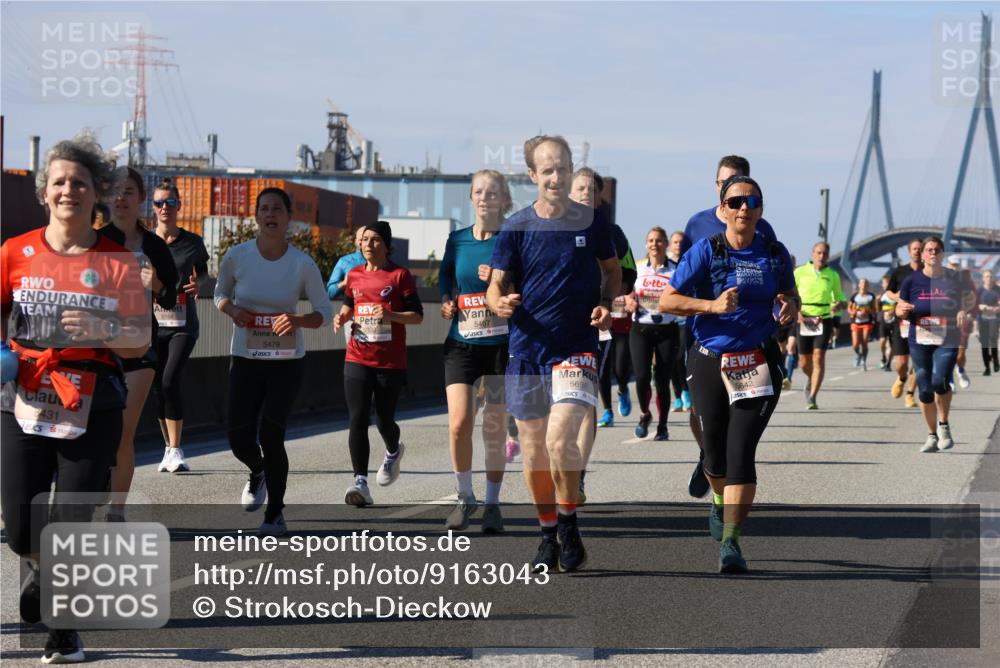 03.10.2025 - Köhlbrandbrückenlauf Strokosch-Dieckow http://msf.ph/oto/9163043 03.10.2025 13:00:26 Position 3 5168, 6431, 5479, 5302, 5467, 2025, 5638, 5642 meine-sportfotos.de