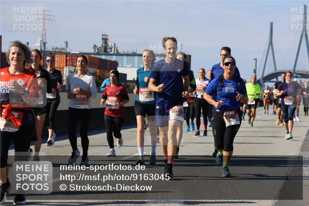 03.10.2025 - Köhlbrandbrückenlauf Strokosch-Dieckow http://msf.ph/oto/9163045 03.10.2025 13:00:26 Position 3 5168, 6431, 5479, 5467, 5638, 2025, 438, 5642 meine-sportfotos.de