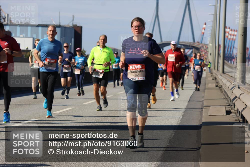 03.10.2025 - Köhlbrandbrückenlauf Strokosch-Dieckow http://msf.ph/oto/9163060 03.10.2025 13:00:31 Position 3 6697, 4600 meine-sportfotos.de