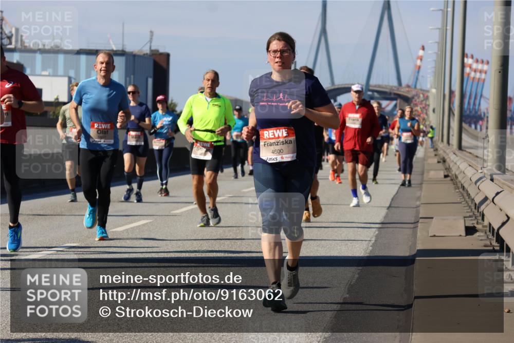 03.10.2025 - Köhlbrandbrückenlauf Strokosch-Dieckow http://msf.ph/oto/9163062 03.10.2025 13:00:31 Position 3 6697, 4600 meine-sportfotos.de