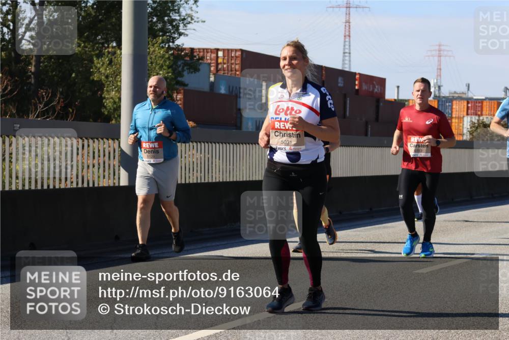 03.10.2025 - Köhlbrandbrückenlauf Strokosch-Dieckow http://msf.ph/oto/9163064 03.10.2025 13:00:34 Position 3 5129, 5031, 6153 meine-sportfotos.de