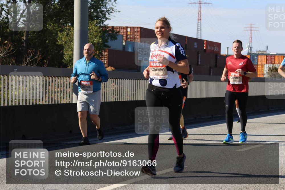 03.10.2025 - Köhlbrandbrückenlauf Strokosch-Dieckow http://msf.ph/oto/9163066 03.10.2025 13:00:34 Position 3 5129, 5031, 6153 meine-sportfotos.de