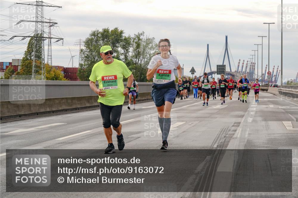 03.10.2025 - Köhlbrandbrückenlauf Michael Burmester http://msf.ph/oto/9163072 03.10.2025 16:08:59 Position 3 8949, 9025 meine-sportfotos.de