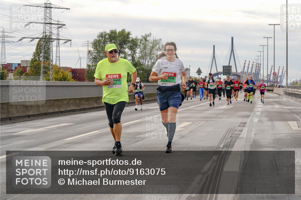 03.10.2025 - Köhlbrandbrückenlauf Michael Burmester http://msf.ph/oto/9163075 03.10.2025 16:09:00 Position 3 949, 9025 meine-sportfotos.de