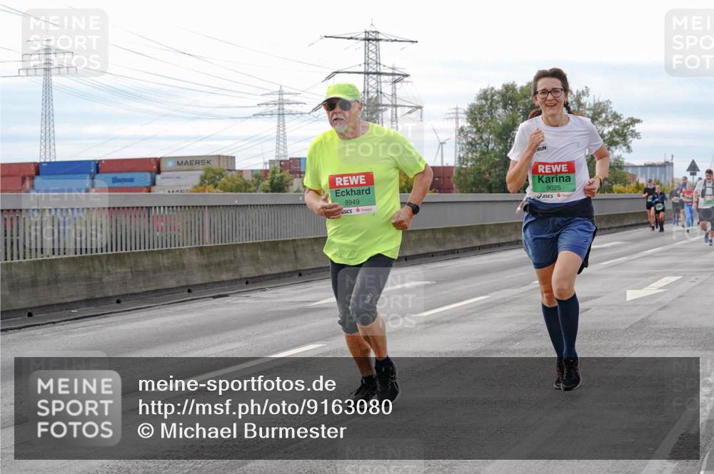 03.10.2025 - Köhlbrandbrückenlauf Michael Burmester http://msf.ph/oto/9163080 03.10.2025 16:09:01 Position 3 8949, 9025 meine-sportfotos.de