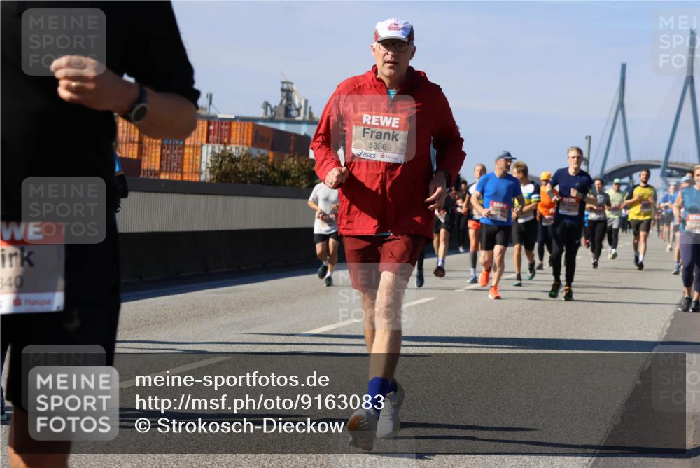 03.10.2025 - Köhlbrandbrückenlauf Strokosch-Dieckow http://msf.ph/oto/9163083 03.10.2025 13:00:39 Position 3 3840, 5336 meine-sportfotos.de