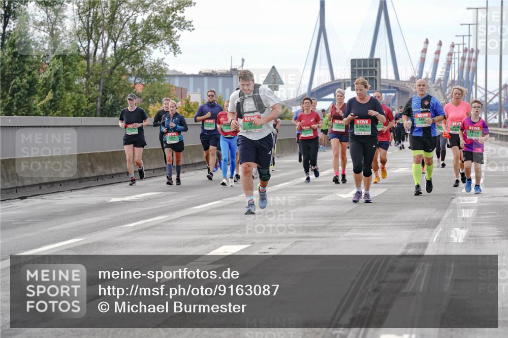 03.10.2025 - Köhlbrandbrückenlauf Michael Burmester http://msf.ph/oto/9163087 03.10.2025 16:09:03 Position 3 8111 meine-sportfotos.de