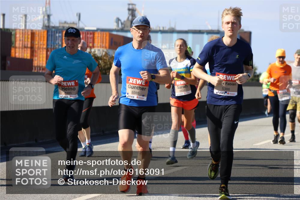 03.10.2025 - Köhlbrandbrückenlauf Strokosch-Dieckow http://msf.ph/oto/9163091 03.10.2025 13:00:44 Position 3 6485, 5385, 6633, 5386 meine-sportfotos.de