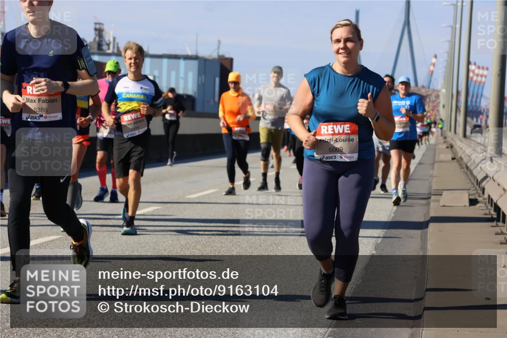 03.10.2025 - Köhlbrandbrückenlauf Strokosch-Dieckow http://msf.ph/oto/9163104 03.10.2025 13:00:46 Position 3 5386, 6634, 5009 meine-sportfotos.de