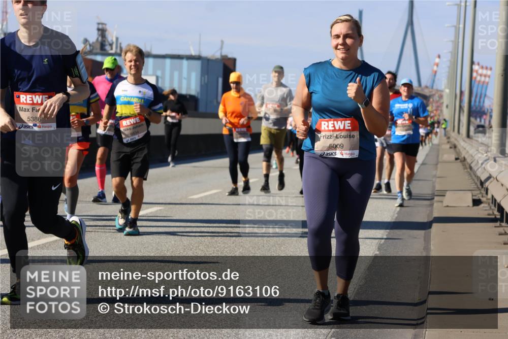 03.10.2025 - Köhlbrandbrückenlauf Strokosch-Dieckow http://msf.ph/oto/9163106 03.10.2025 13:00:46 Position 3 5386, 6634, 5009 meine-sportfotos.de