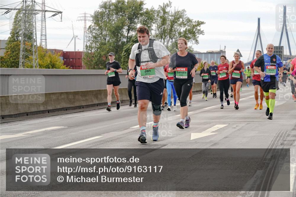 03.10.2025 - Köhlbrandbrückenlauf Michael Burmester http://msf.ph/oto/9163117 03.10.2025 16:09:09 Position 3 8111, 9390 meine-sportfotos.de
