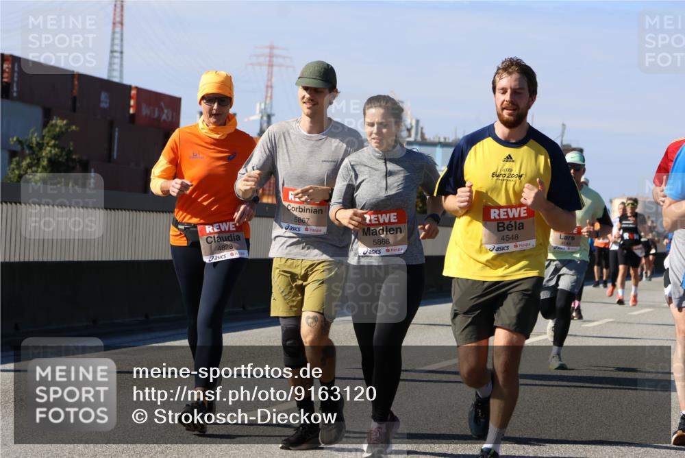 03.10.2025 - Köhlbrandbrückenlauf Strokosch-Dieckow http://msf.ph/oto/9163120 03.10.2025 13:00:51 Position 3 2004, 4828, 5867, 5868, 4548, 4144 meine-sportfotos.de