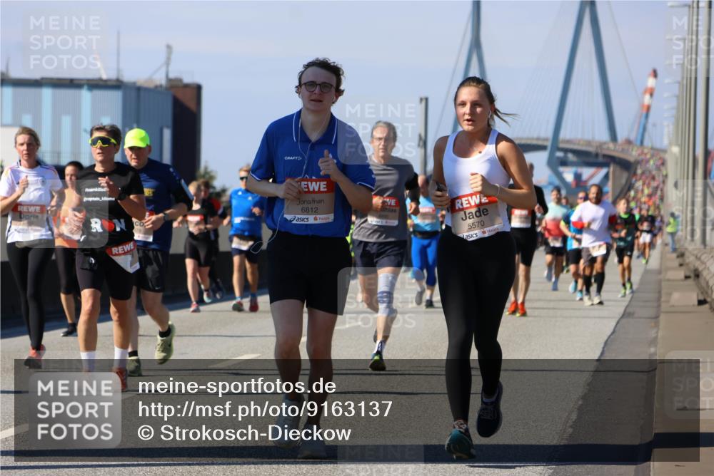 03.10.2025 - Köhlbrandbrückenlauf Strokosch-Dieckow http://msf.ph/oto/9163137 03.10.2025 13:00:57 Position 3 6812, 5570 meine-sportfotos.de
