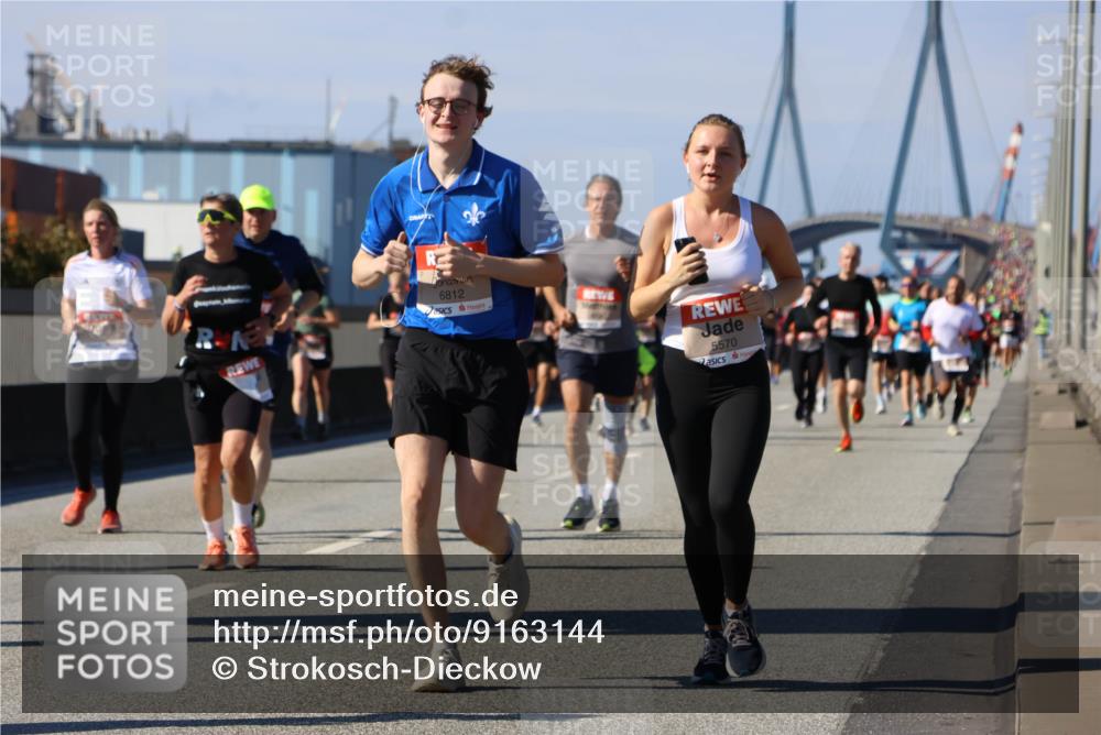 03.10.2025 - Köhlbrandbrückenlauf Strokosch-Dieckow http://msf.ph/oto/9163144 03.10.2025 13:00:58 Position 3 6812, 5570 meine-sportfotos.de