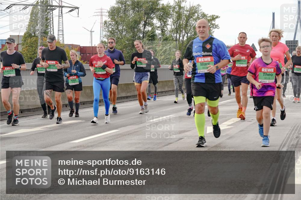 03.10.2025 - Köhlbrandbrückenlauf Michael Burmester http://msf.ph/oto/9163146 03.10.2025 16:09:13 Position 3 7970, 8156, 9516, 8446, 9518 meine-sportfotos.de