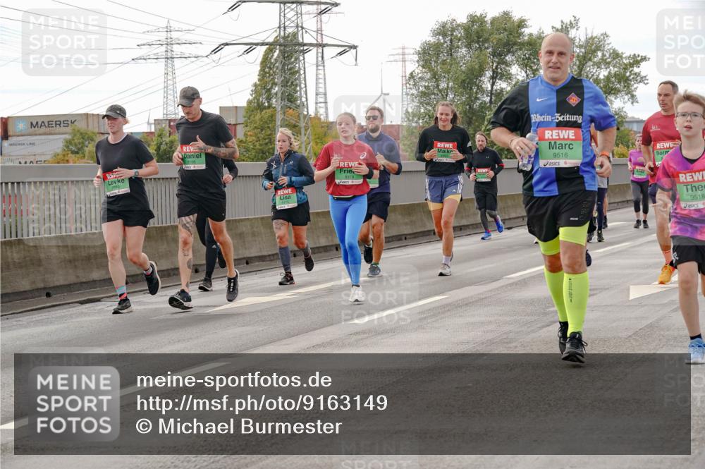 03.10.2025 - Köhlbrandbrückenlauf Michael Burmester http://msf.ph/oto/9163149 03.10.2025 16:09:14 Position 3 7970, 8156, 8378, 9516, 9518 meine-sportfotos.de