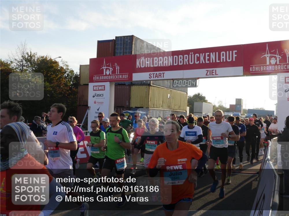 03.10.2025 - Köhlbrandbrückenlauf Matties Gatica Varas http://msf.ph/oto/9163186 03.10.2025 09:00:05 Ziel  meine-sportfotos.de