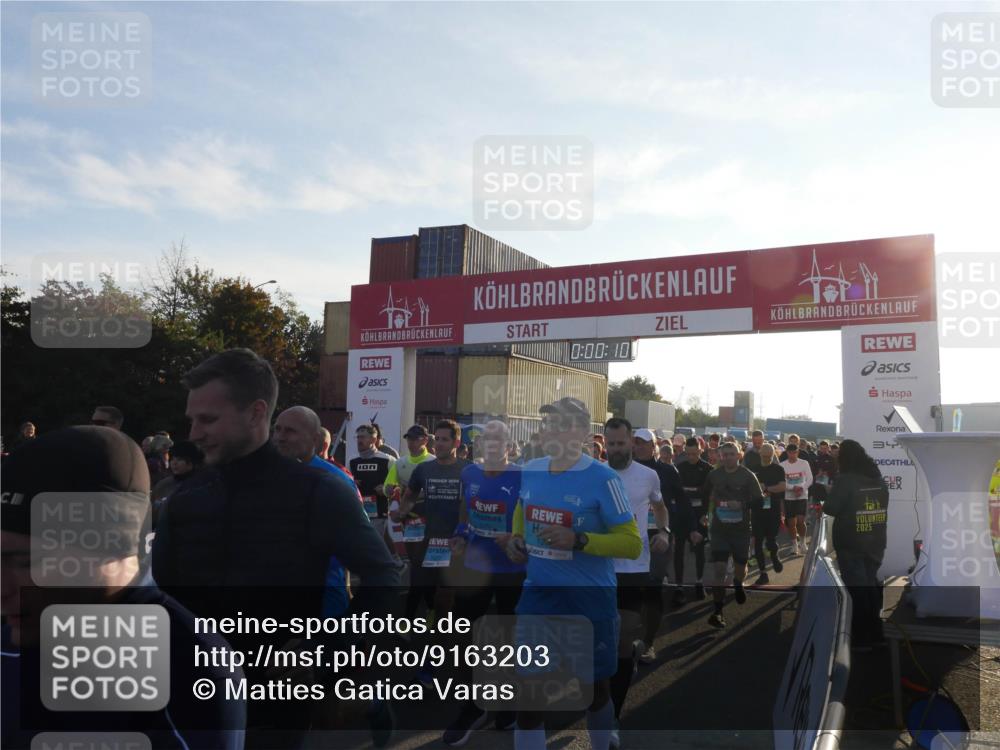 03.10.2025 - Köhlbrandbrückenlauf Matties Gatica Varas http://msf.ph/oto/9163203 03.10.2025 09:00:12 Ziel  meine-sportfotos.de