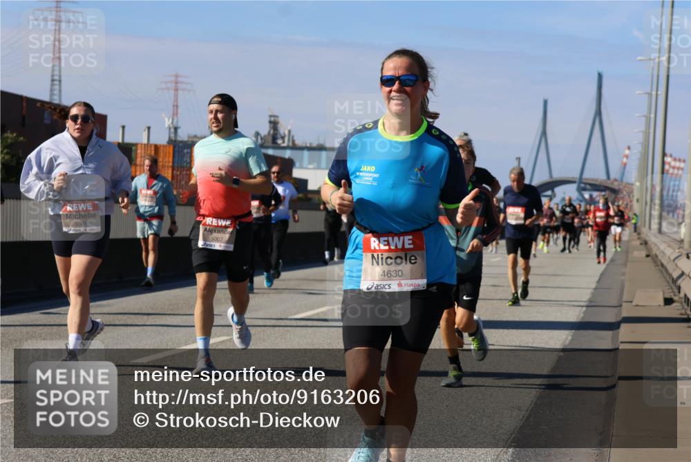 03.10.2025 - Köhlbrandbrückenlauf Strokosch-Dieckow http://msf.ph/oto/9163206 03.10.2025 13:01:17 Position 3 5008, 5007, 4630 meine-sportfotos.de