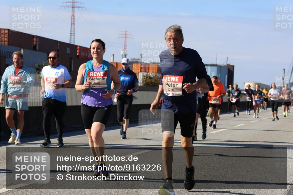 03.10.2025 - Köhlbrandbrückenlauf Strokosch-Dieckow http://msf.ph/oto/9163226 03.10.2025 13:01:23 Position 3 4676, 4756 meine-sportfotos.de