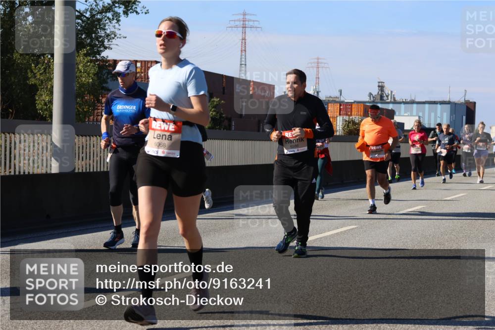 03.10.2025 - Köhlbrandbrückenlauf Strokosch-Dieckow http://msf.ph/oto/9163241 03.10.2025 13:01:26 Position 3 6068, 6286 meine-sportfotos.de