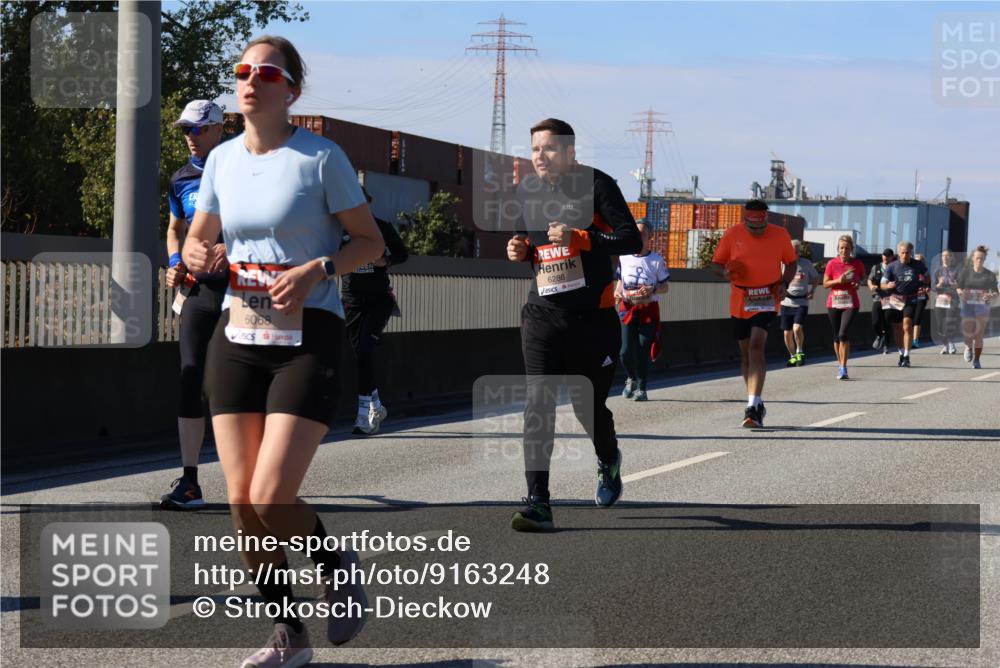 03.10.2025 - Köhlbrandbrückenlauf Strokosch-Dieckow http://msf.ph/oto/9163248 03.10.2025 13:01:26 Position 3  meine-sportfotos.de