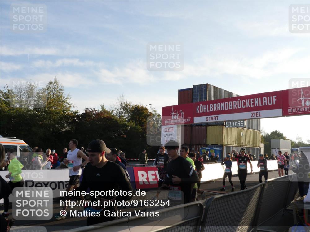 03.10.2025 - Köhlbrandbrückenlauf Matties Gatica Varas http://msf.ph/oto/9163254 03.10.2025 09:00:37 Ziel  meine-sportfotos.de