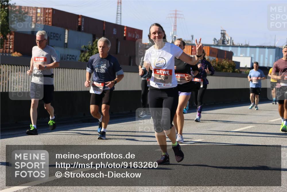 03.10.2025 - Köhlbrandbrückenlauf Strokosch-Dieckow http://msf.ph/oto/9163260 03.10.2025 13:01:33 Position 3 4556, 4691 meine-sportfotos.de