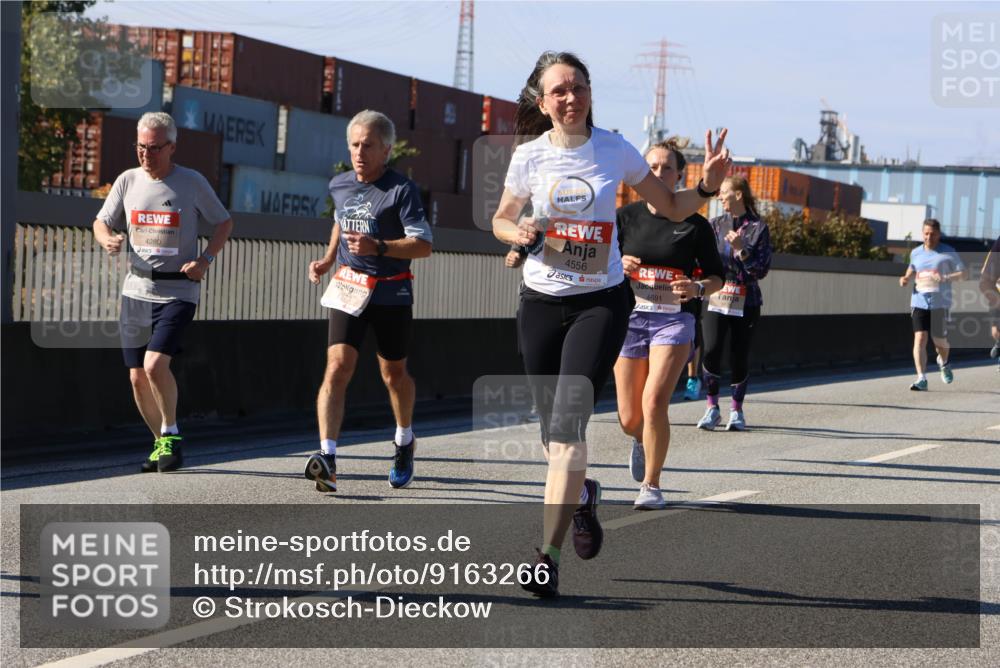 03.10.2025 - Köhlbrandbrückenlauf Strokosch-Dieckow http://msf.ph/oto/9163266 03.10.2025 13:01:34 Position 3 4280, 6573, 4556, 4691 meine-sportfotos.de