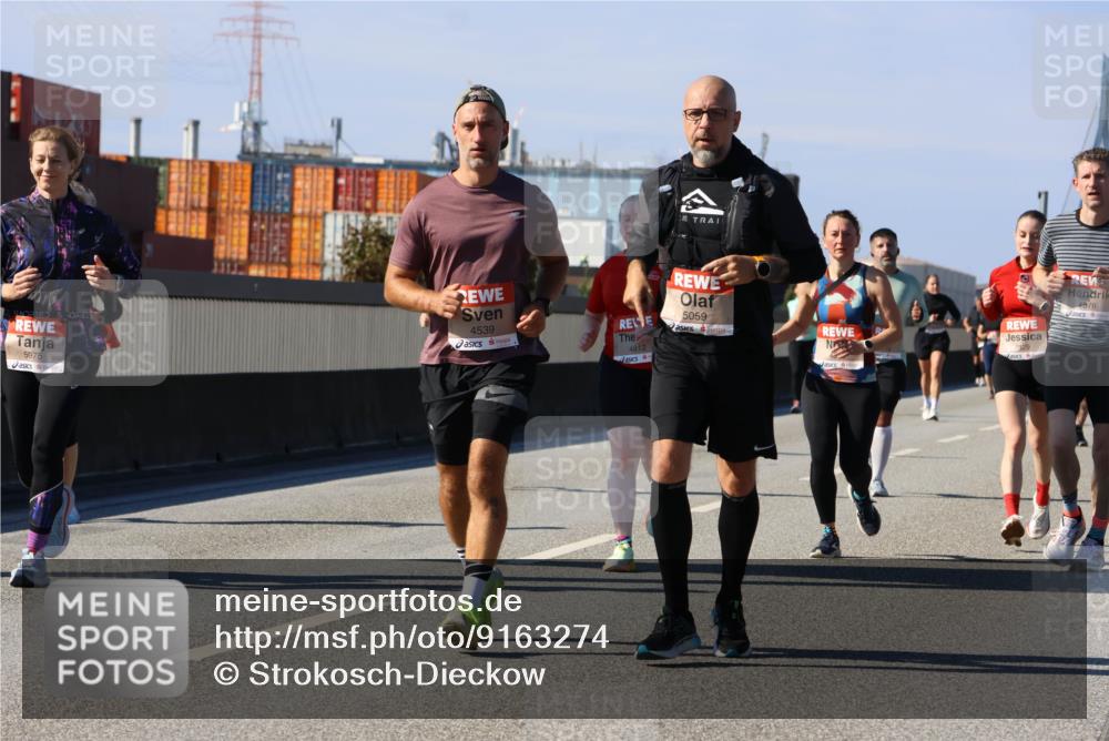 03.10.2025 - Köhlbrandbrückenlauf Strokosch-Dieckow http://msf.ph/oto/9163274 03.10.2025 13:01:36 Position 3 5975, 4539, 4812, 5059, 4876 meine-sportfotos.de