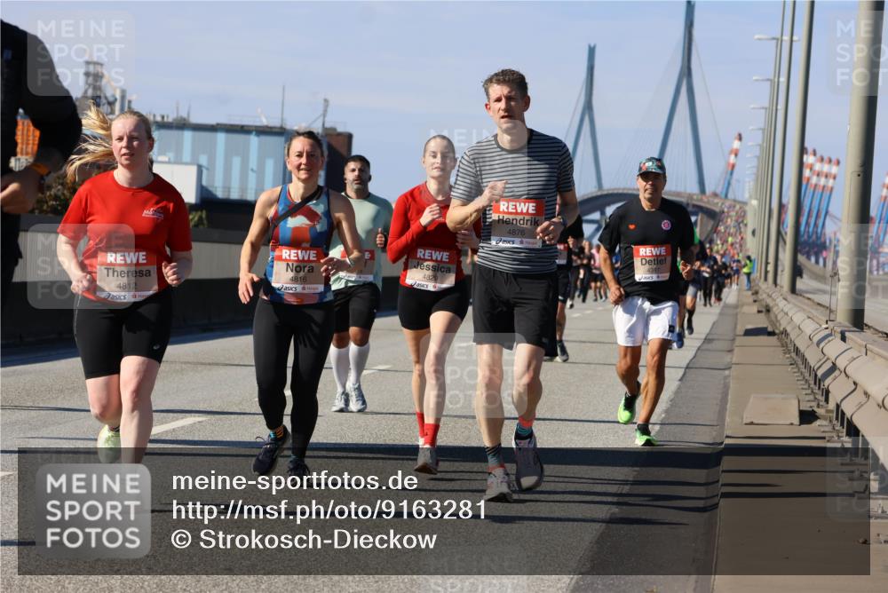 03.10.2025 - Köhlbrandbrückenlauf Strokosch-Dieckow http://msf.ph/oto/9163281 03.10.2025 13:01:37 Position 3 4812, 4816, 4829, 4876, 4397 meine-sportfotos.de