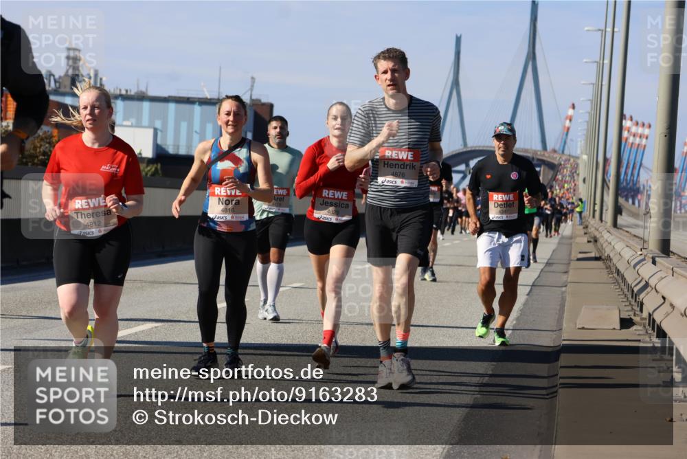 03.10.2025 - Köhlbrandbrückenlauf Strokosch-Dieckow http://msf.ph/oto/9163283 03.10.2025 13:01:37 Position 3 4812, 4816, 4829, 4876, 4397 meine-sportfotos.de
