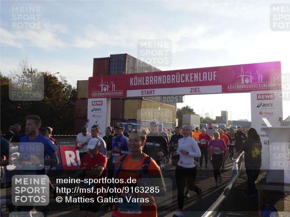 03.10.2025 - Köhlbrandbrückenlauf Matties Gatica Varas http://msf.ph/oto/9163285 03.10.2025 09:00:58 Ziel  meine-sportfotos.de