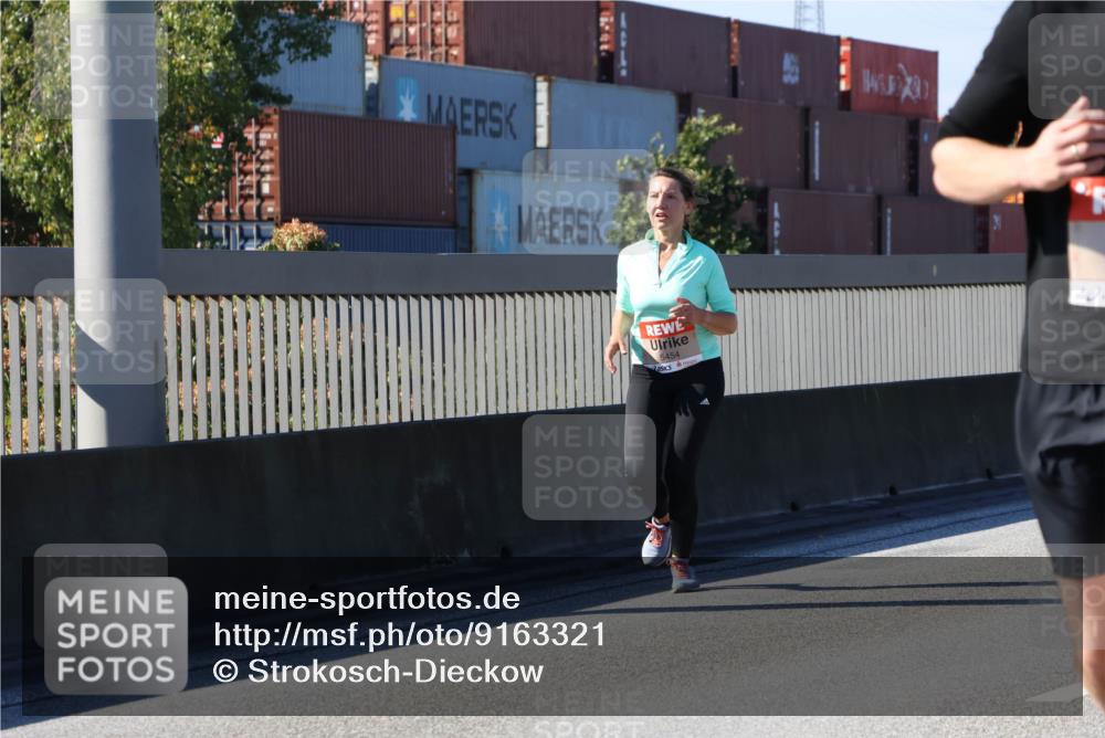 03.10.2025 - Köhlbrandbrückenlauf Strokosch-Dieckow http://msf.ph/oto/9163321 03.10.2025 13:01:48 Position 3 5454 meine-sportfotos.de