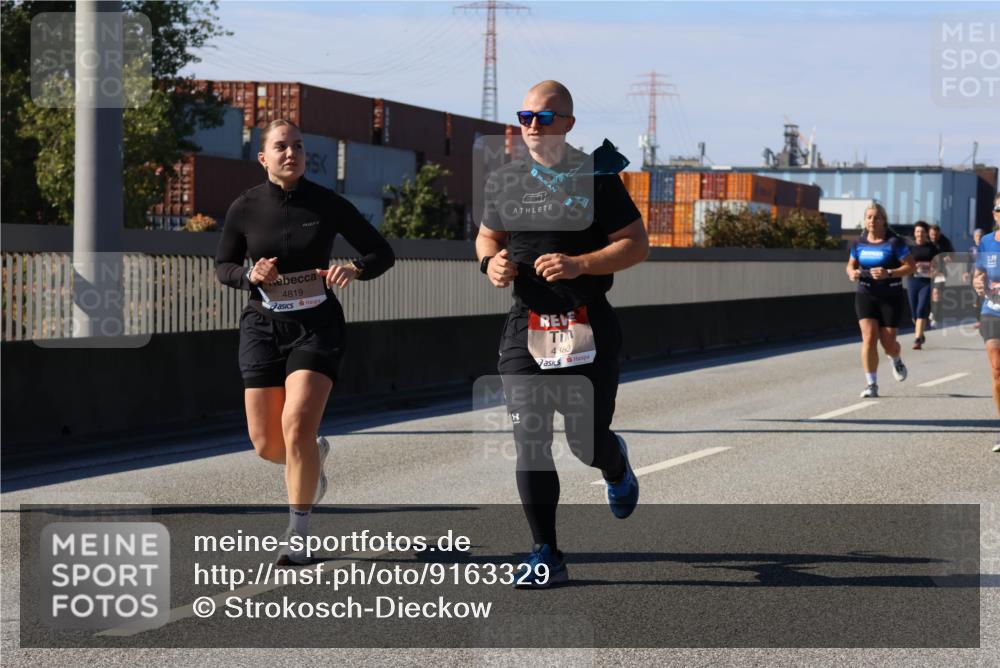 03.10.2025 - Köhlbrandbrückenlauf Strokosch-Dieckow http://msf.ph/oto/9163329 03.10.2025 13:01:51 Position 3 4819, 4382 meine-sportfotos.de
